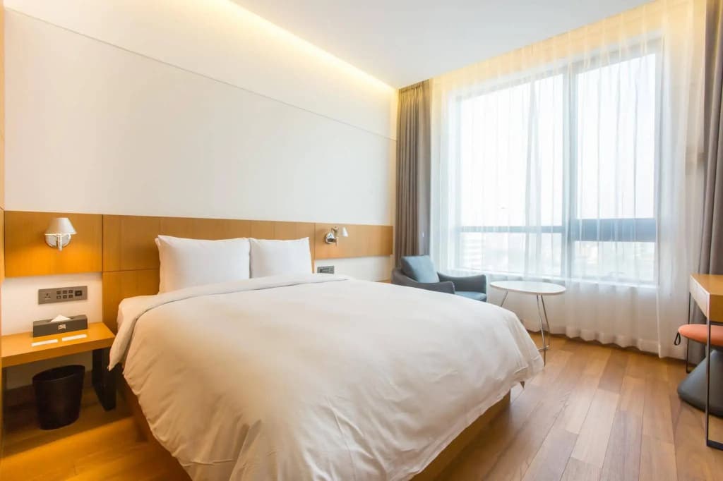 Standard Hotel - photo 3