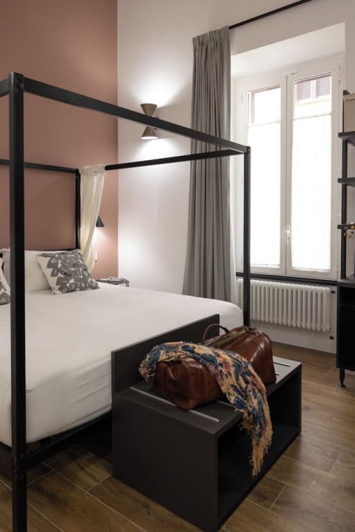 Style & Stone Guest House - photo 33