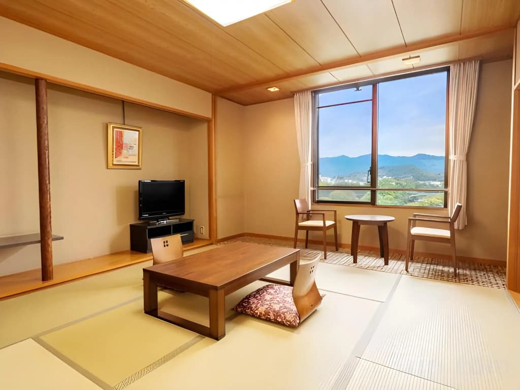 Kamenoi Hotel Ome - photo 10