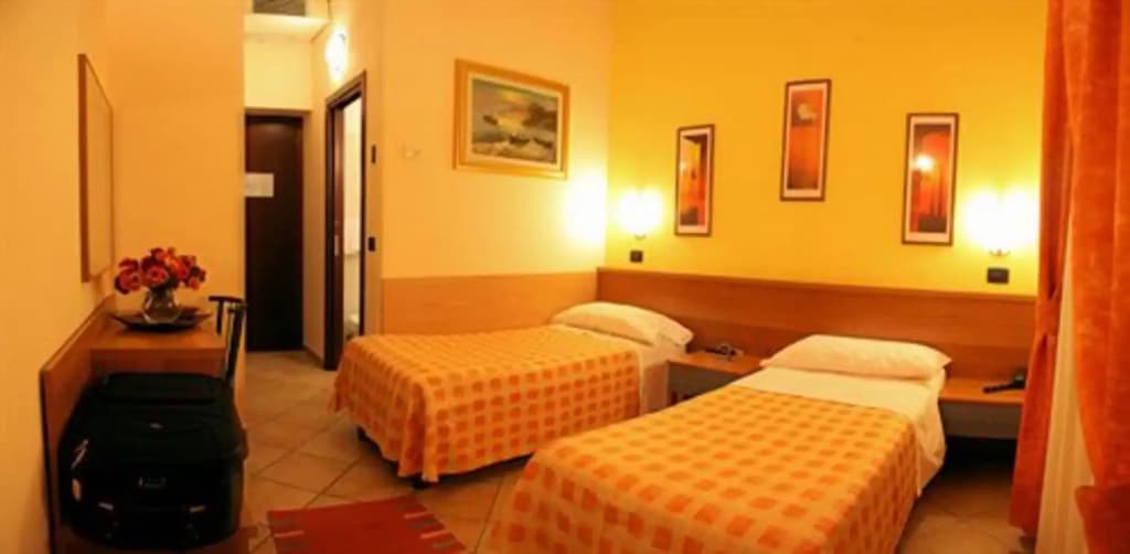 Sara Hotel - photo 4