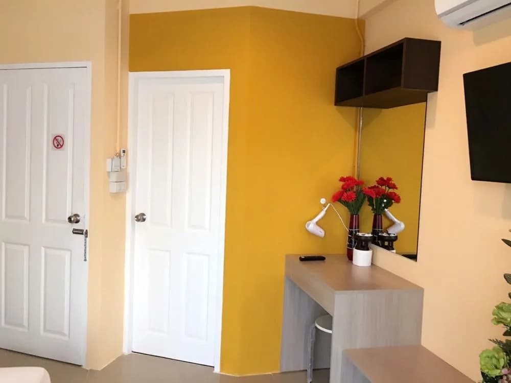 OYO 983 The Private Hotel - photo 6