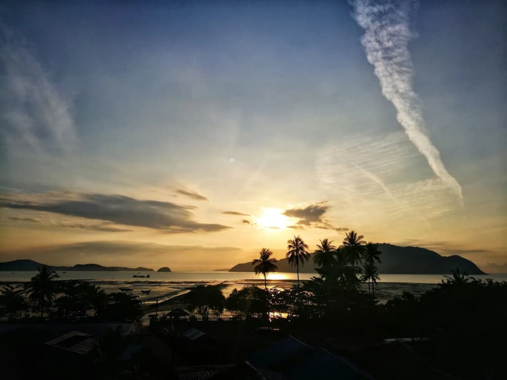 Aqua Resort Phuket - Near Beach and Chalong Pier - photo 11