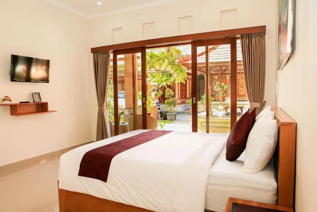 Wayan House Seminyak - photo 4
