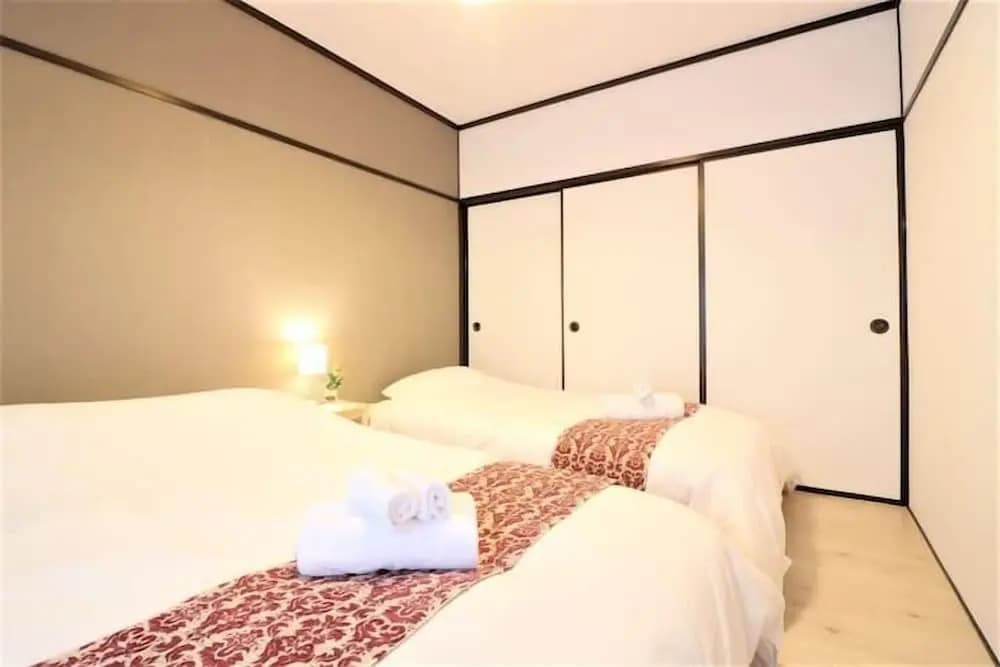 Shin Osaka Grand H 401 - main photo