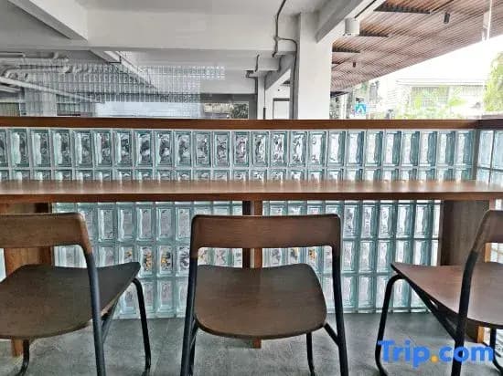 Q Space Sathorn - Narathiwas 18 - photo 4