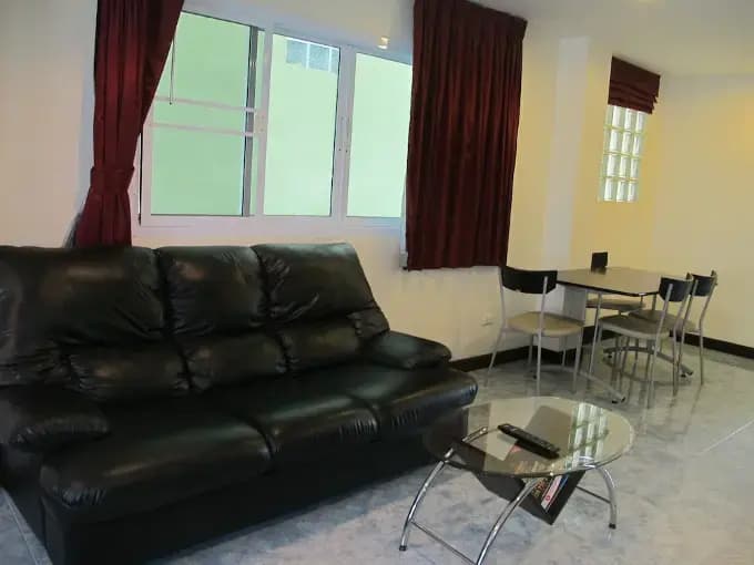 Rouge Service Apartment - photo 6