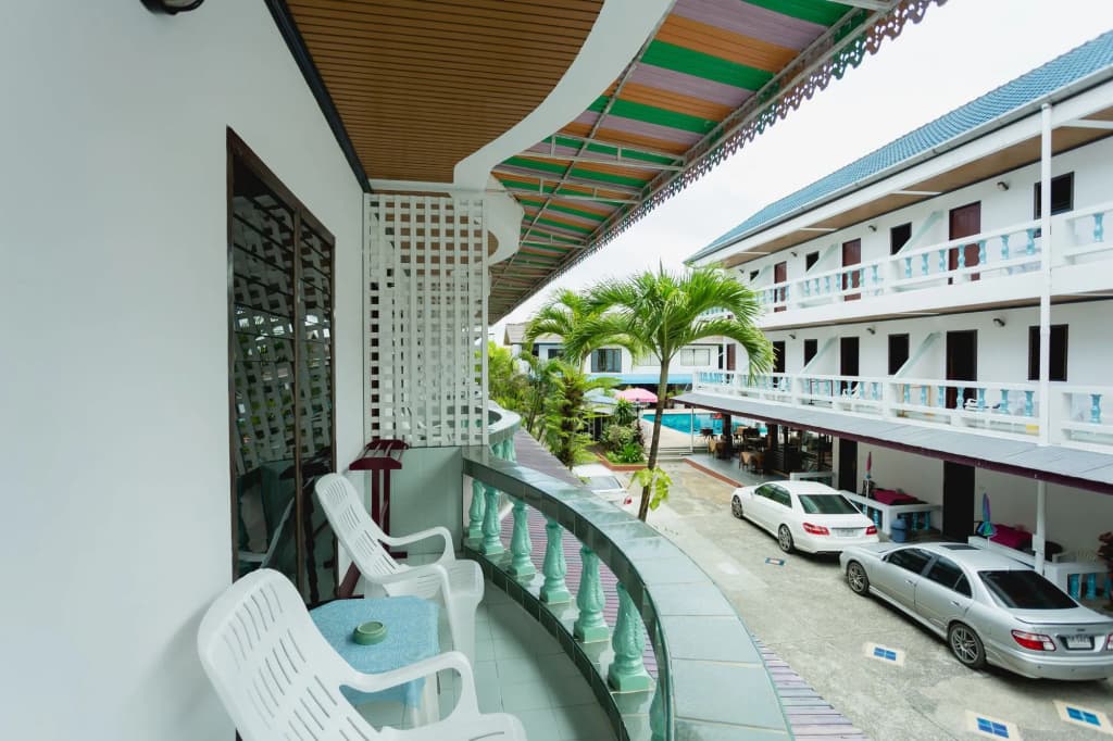 Rabbit Mansion Patong Hotel - photo 27