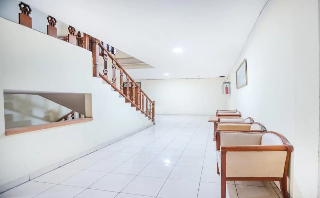 OYO 169 Kuningan 21 - photo 9