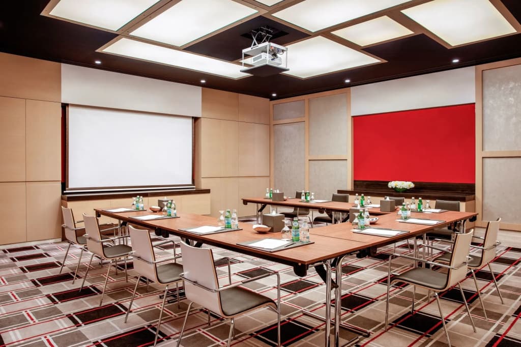 Capital Centre Arjaan by Rotana - photo 16