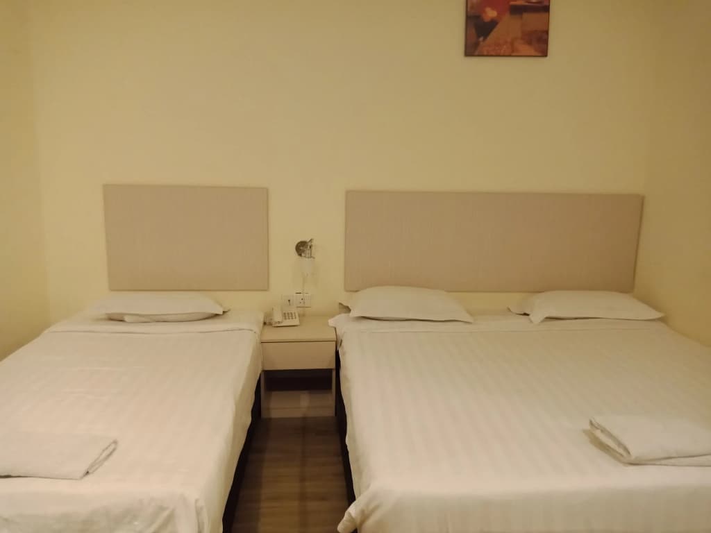 Hotel Zamburger Bukit Segar - photo 6