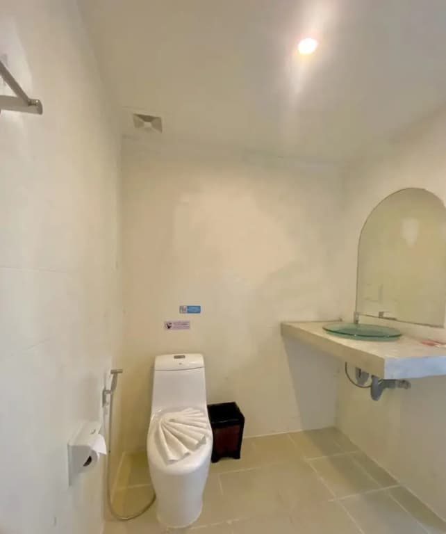 V Beach Resort - photo 7