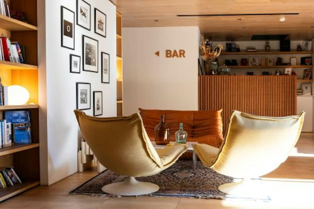 Cabane Hotel - photo 18