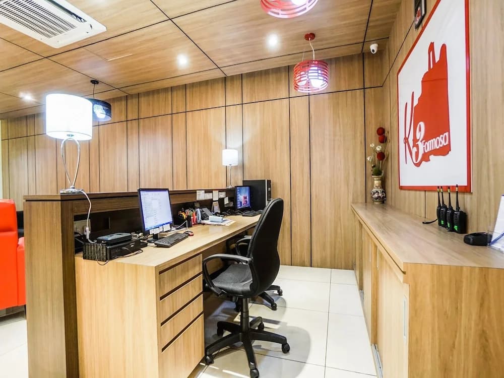 OYO 537 K3 Formosa Hotel - photo 15