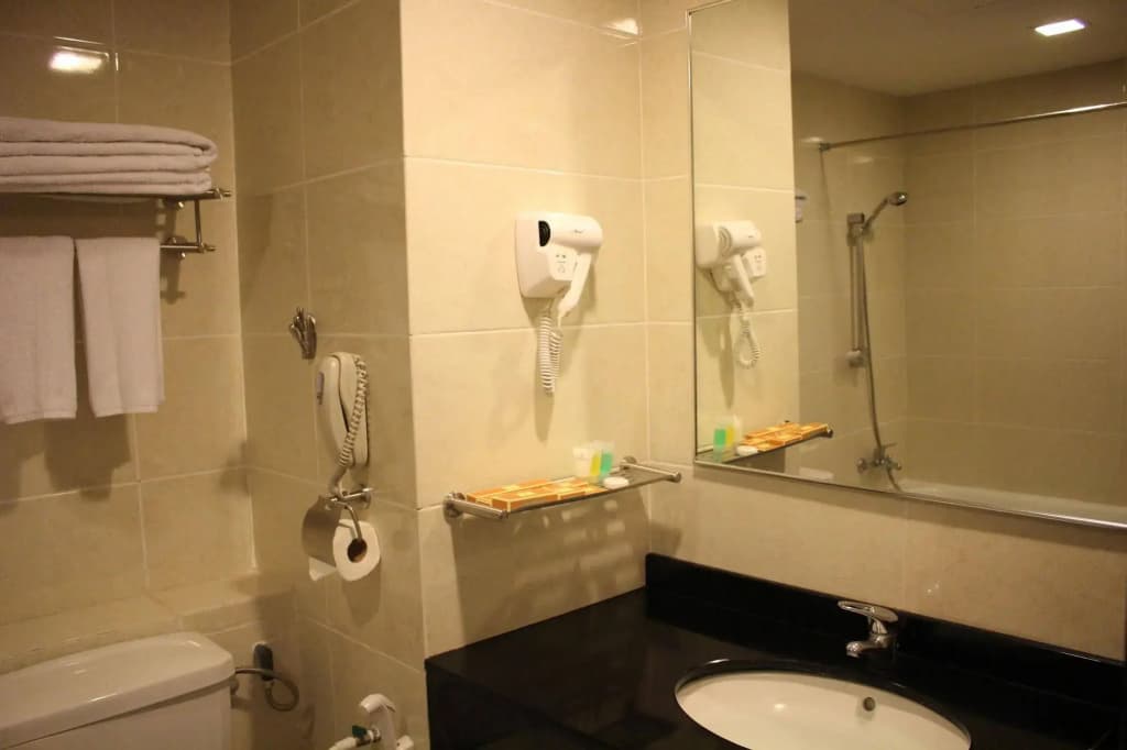 Borneo Royale Hotel - photo 10