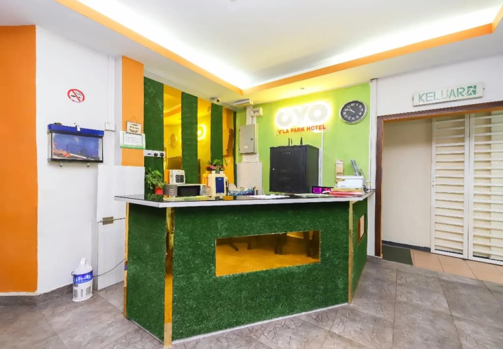 OYO 109 V'la Park Hotel - photo 17