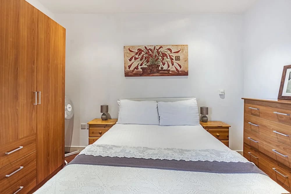Splendid 3 Bedroom Apartment Kings Cross - photo 6