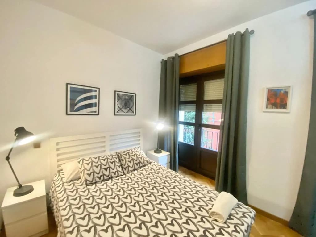 Centro Embajadores / Luxury Apartment - photo 4