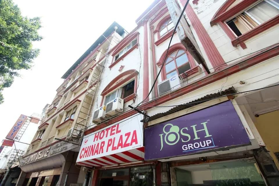 Hotel Chinar Plaza - photo 2