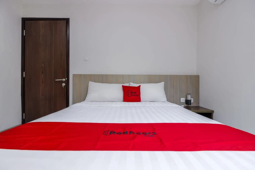 RedDoorz Plus @ TB Simatupang - photo 5