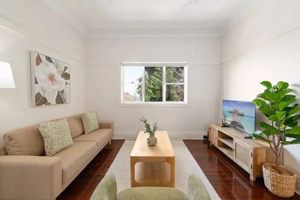 Bright 2-bed Apartment in Coogee - photo 4