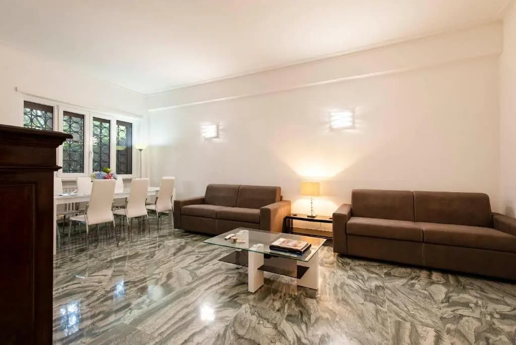 Vatican Holiday Apartment 307 - photo 3