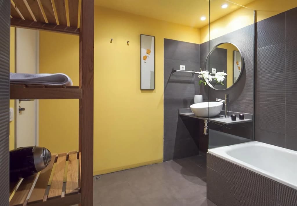 Inside Barcelona Apartments Sants - photo 15