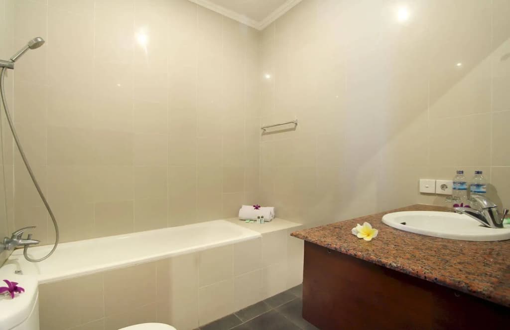 Putri Ayu Cottages - photo 7
