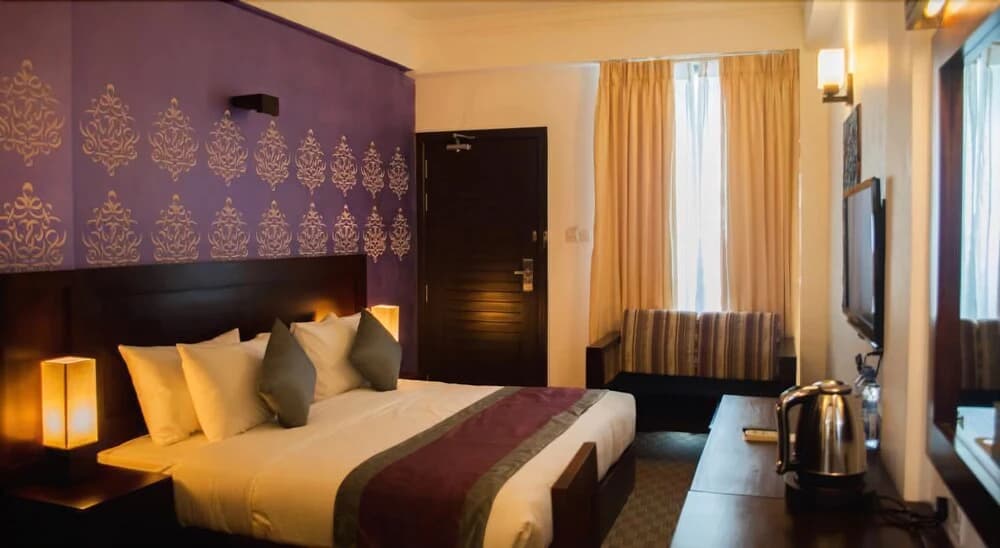Ceylon City Hotel - photo 6