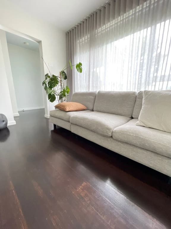 Beautiful Home Laverton - main photo