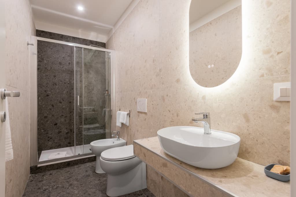 Hotel 77 Seventy-Seven - photo 32