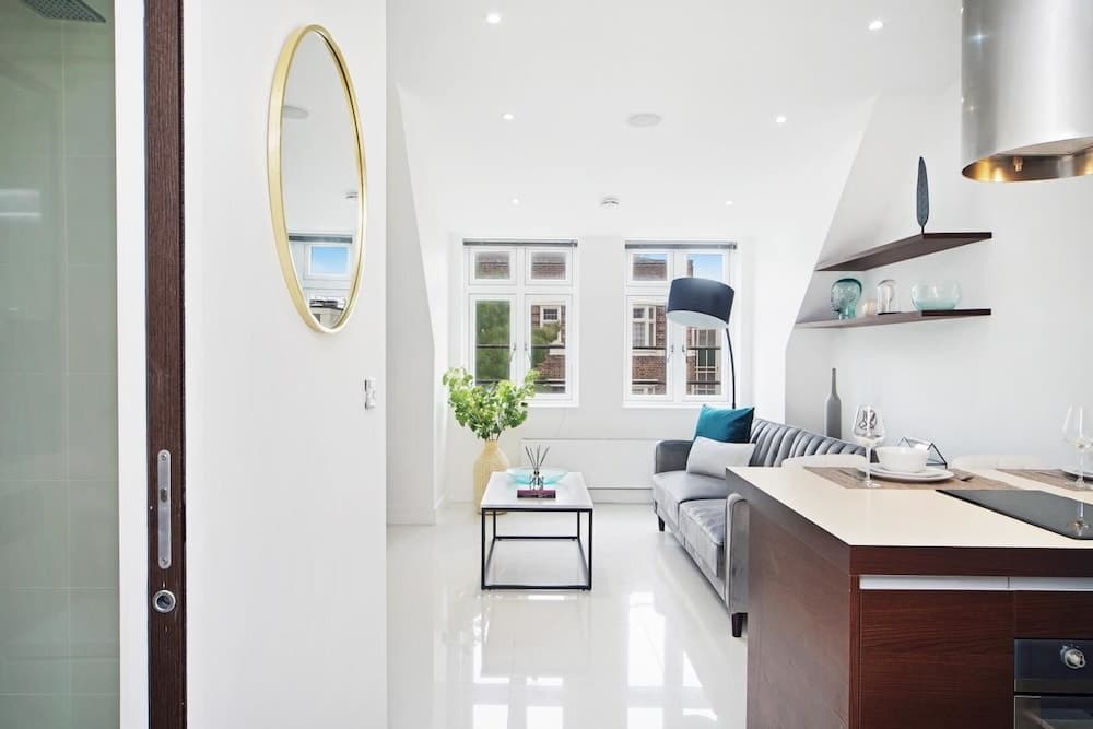 Albany House Studio - photo 3