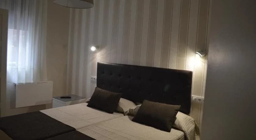 Hostal Milan - photo 5
