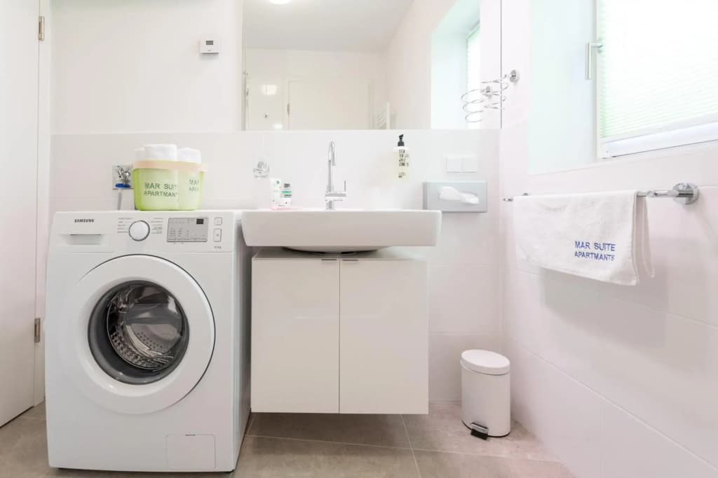Mar Suite Apartments - Center - photo 9