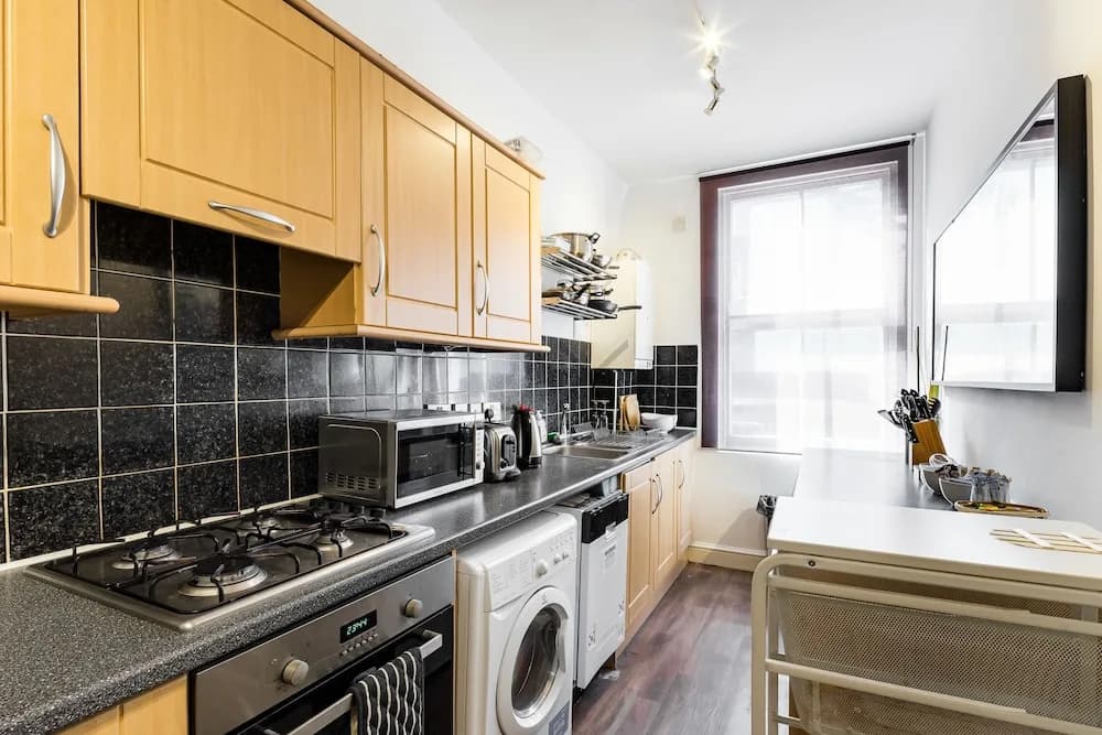 City Apartments - photo 11