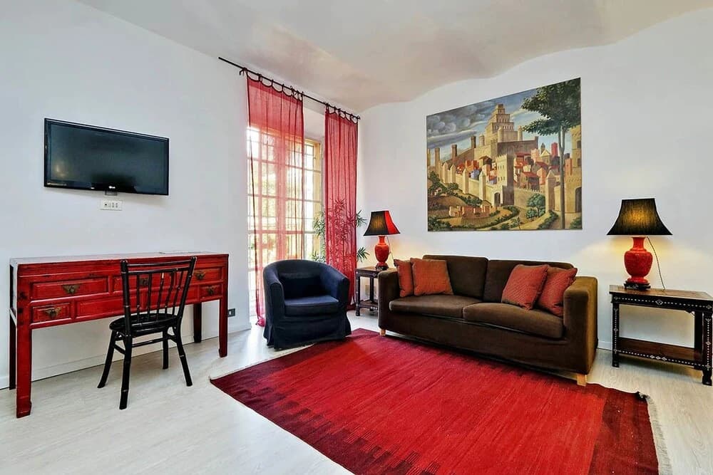 Spanish Steps Charming Apartment - photo 2