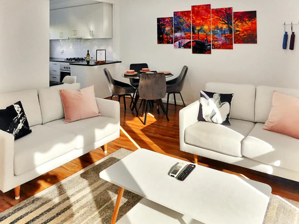 Glen Iris, Quiet Boutique 2 bedroom Netflix, WIFI, Parking, Free Wine - photo 1