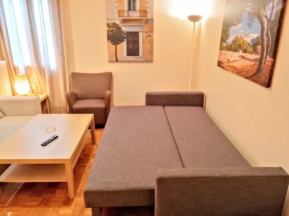 Comfortable apartment in Acropolis - photo 4