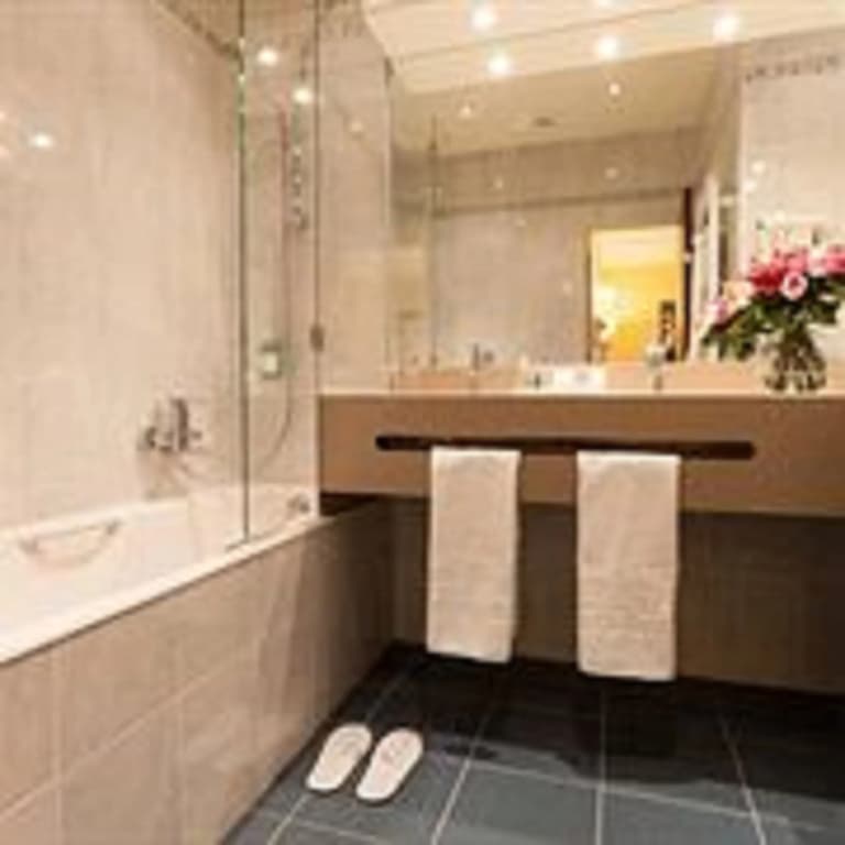 Hotel Cecilia - photo 9