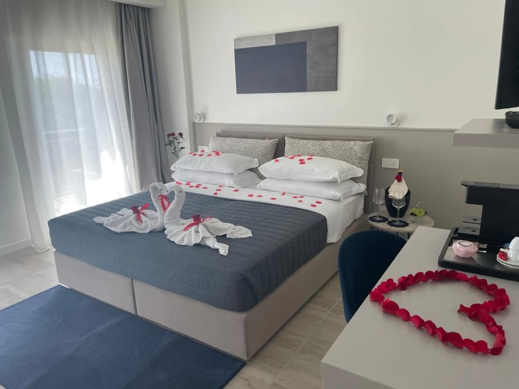 Hotel Petit Palais - photo 12