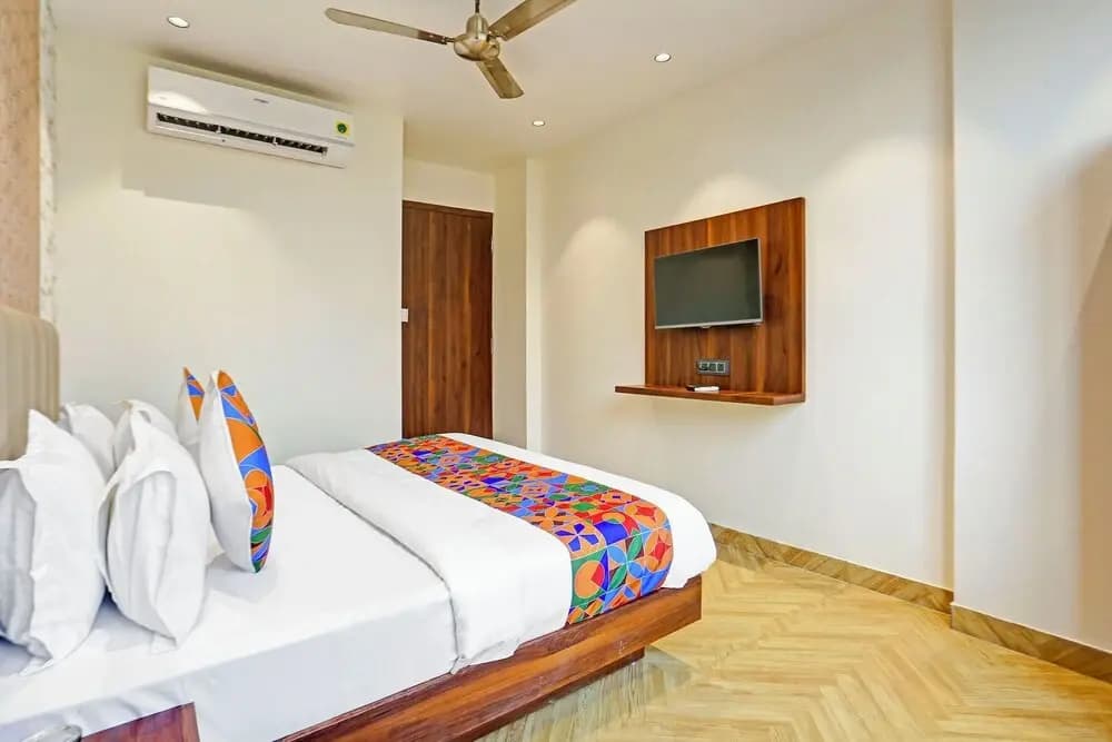 FabHotel Baba's Inn - photo 5