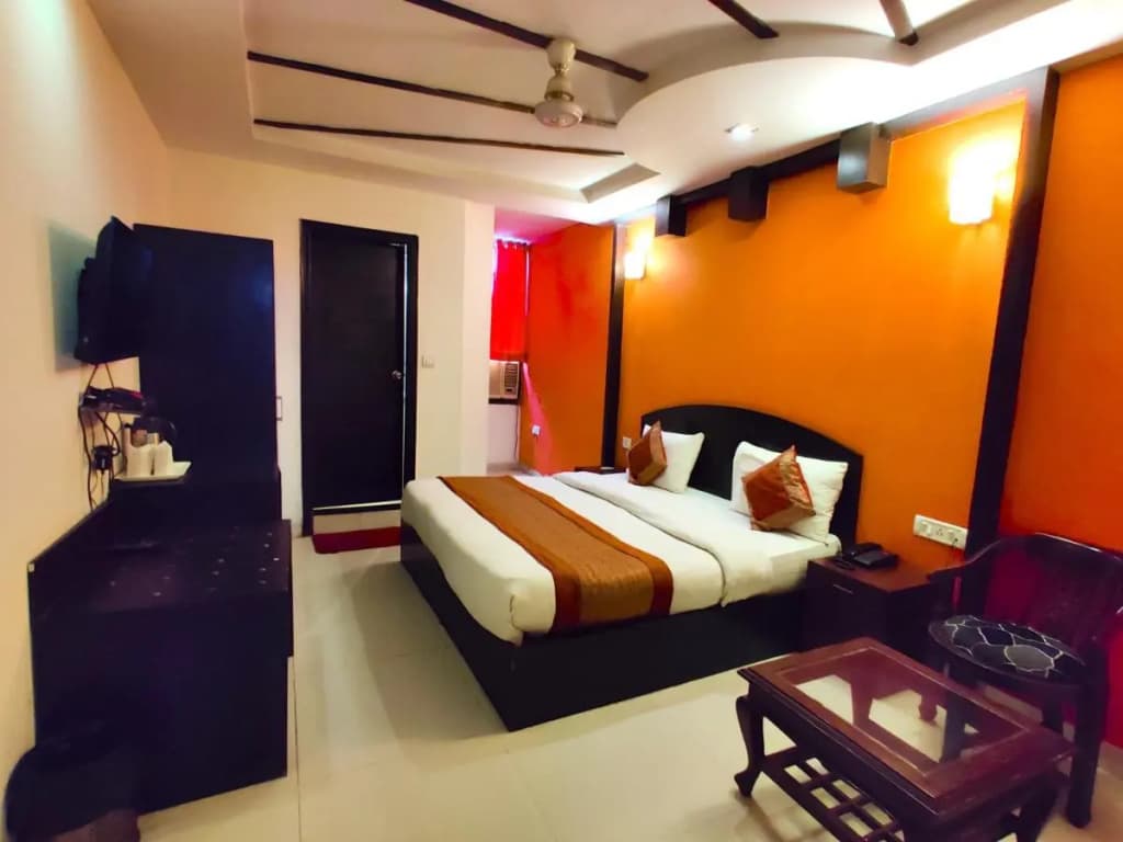 Hotel Unistar - photo 38