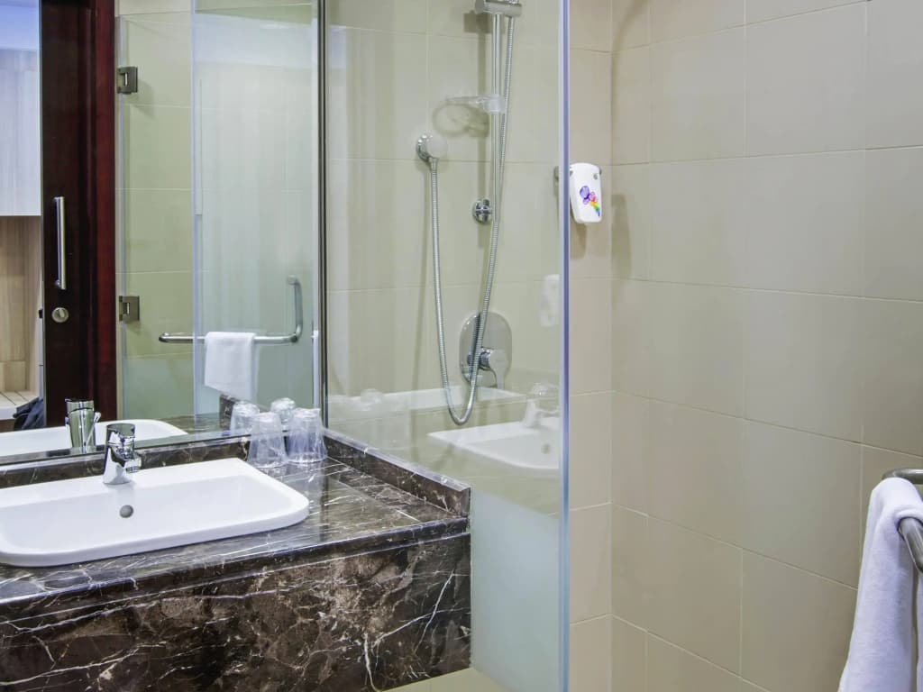 ibis Styles Dragon Mart Dubai - photo 9