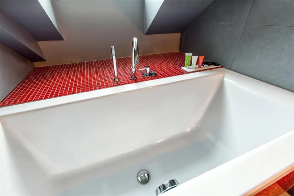 Sophie's Hostel - photo 8