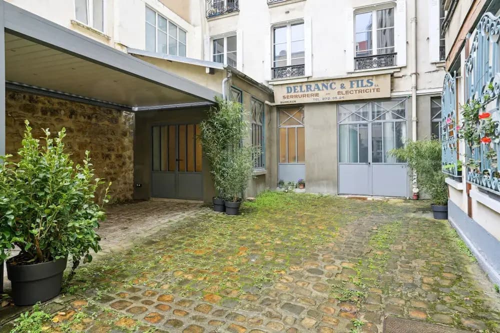 Lavie Maison House in the Marais Family - photo 1