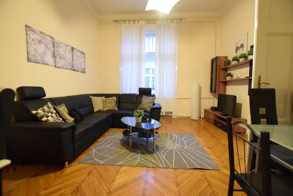 Budget Apartment by Hi5 - Fehérhajó - photo 12