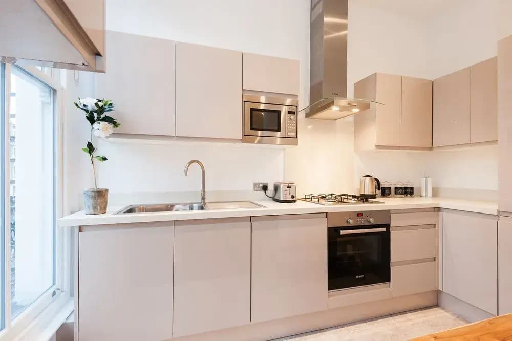 FG Property - The Holland Road Residence I - photo 9