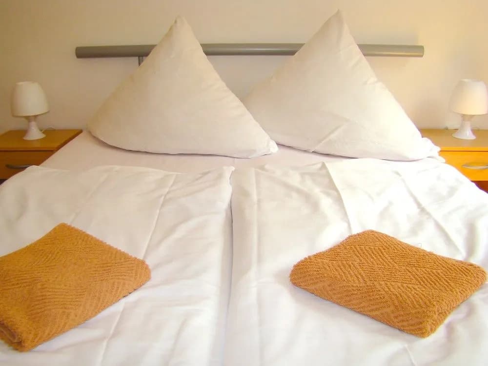 BNB near Brandenburg Gate - photo 2