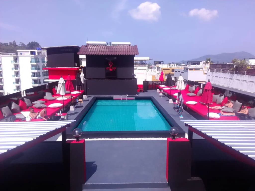 Sharaya Patong Hotel - photo 12