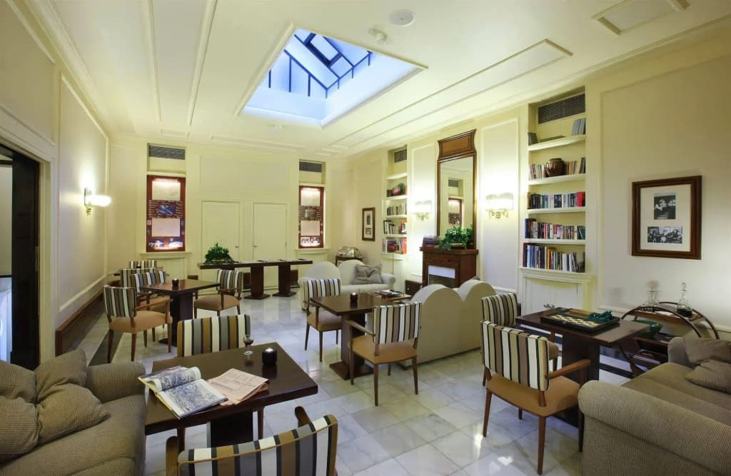 Hotel Britania Art Deco - photo 22
