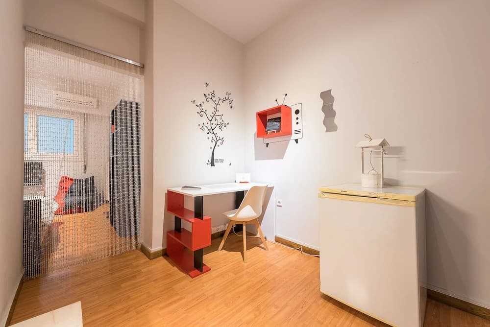 Cozy Athenian Apartment - photo 13